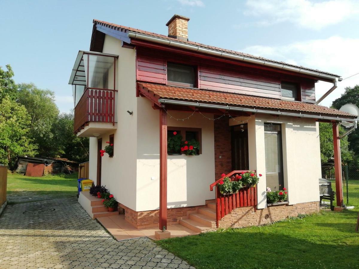 Privat Kovacova Villa Ziar Bagian luar foto