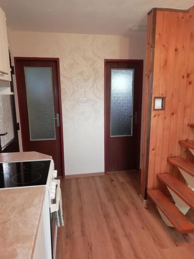 Privat Kovacova Villa Ziar Bagian luar foto